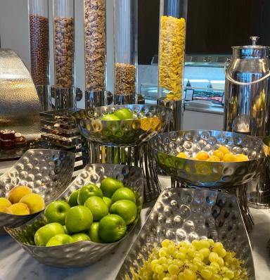 Релакс–тур в отеле "Hilton St. Petersburg Expoforum"  | Туры на Праздники Санкт-Петербург | Выходного дня сезон 2024 - 2025