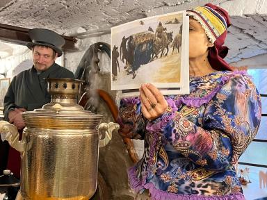 В Крестцы за ёлочными игрушками на 1 день