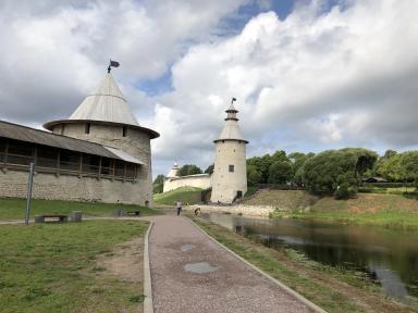 Псков - Печоры - Пушкинские горы, тур на 2 дня | Туры на Праздники Пушкинские горы (Пушгоры) | Туры на 2 дня (суббота - воскресенье) сезон 2024 - 2025