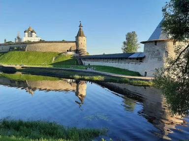 Псков - Изборск - Печоры - Пушкинские горы  | Туры на Праздники Пушкинские горы (Пушгоры) | Туры на 3 дня сезон 2024 - 2025